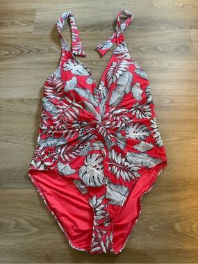 FREE with bundle (2+ items) NWOT La Vie En Rose Aqua Tropical One-Piece Swimsuit